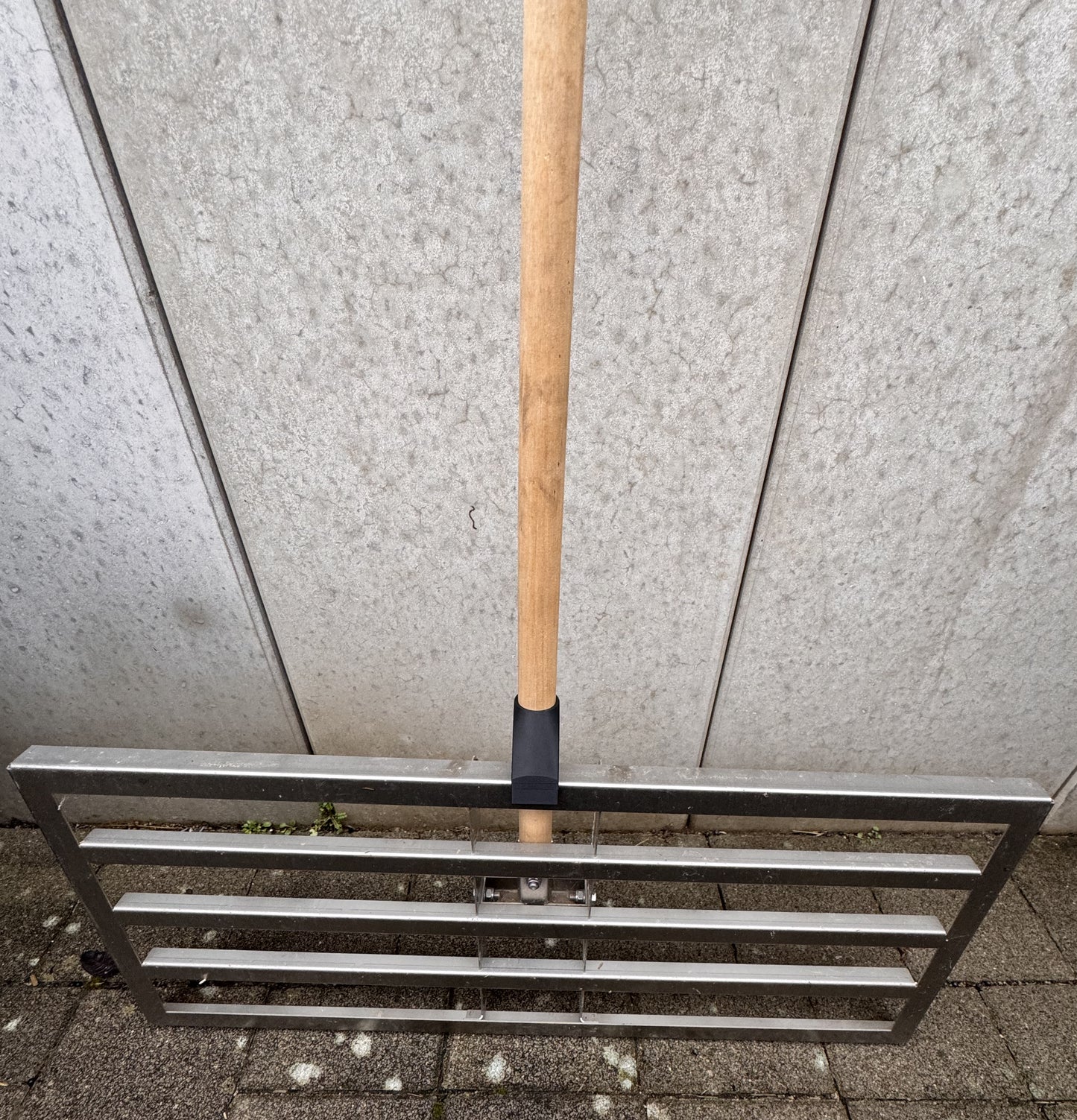 Sperre für ©Rasenrakel (Verstauhilfe)